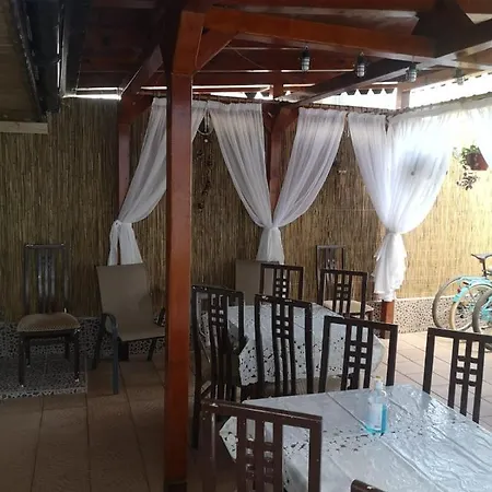 Casa Atlas Gazde/Camere de închiriat